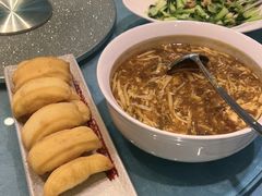 -海派美食·家宴海鲜青岛菜·石锅鲽鱼头(东方城店)