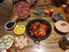 -旧街市鲜货老火锅(大光路店)