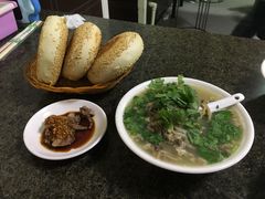 -清真喜兰老丁羊汤特色小吃