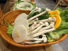 -椰子湾·海南火锅·糟粕醋·椰子鸡(正大广场店)