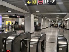 -常熟路(地铁站)