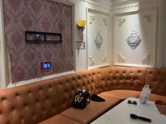 -七十二变量贩KTV(绿地东海岸时代广场店)