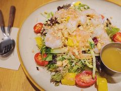 鲜柚芒果沙拉-HELLO 27 意面·沙拉·帕尼尼