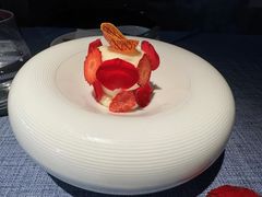 金桔黃皮果-弦月窗LUNETTE BY AMANDA(复兴路店)