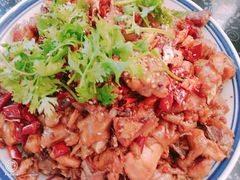 -八两八金·莱芜特色炒鸡(市南漳浦路店)