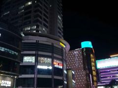 -利客来李村购物中心