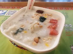 -海口骑楼小吃街