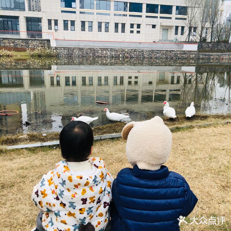 长安公园的滑梯是特色