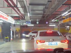 -百联川沙购物中心