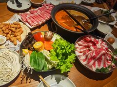 -呷哺呷哺(融创茂店)