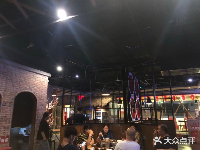 滋派烤鱼(金元宝于家堡店)大堂图片