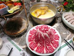 -禄婶鸡煲·打边炉
