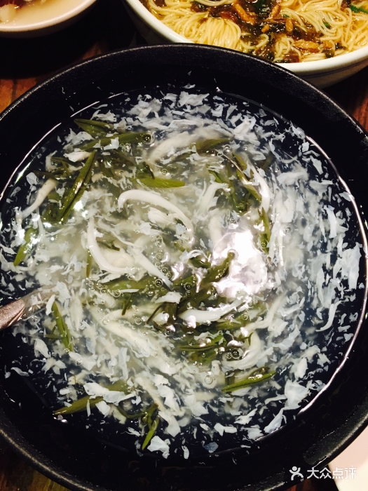 银鱼莼菜羹