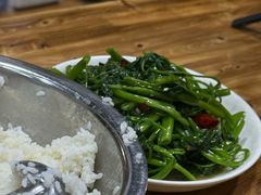 -九九牛肉馆(南山路店)