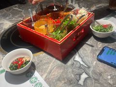 -禄婶鸡煲·打边炉