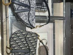 -DIOR迪奥(德基广场女装店)