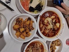 椒椒麻香鱼-渝是乎酸菜鱼·川渝小炒(新世界百货望京店)