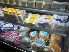 -正飞鲜奶(吐鲁番路店)
