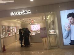 -王府井百货(中州中路店)