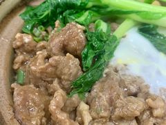 窝蛋榨菜牛肉煲仔饭-煲煲掂风味煲仔饭餐厅(西区店)