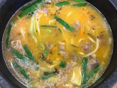 酸汤肥牛米线-过桥缘·过桥米线(北京望京万象汇店)