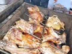 -关山牧场王师烤全羊