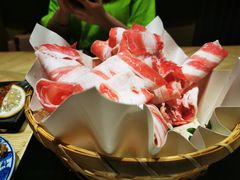 -枝魯枝魯自助料理