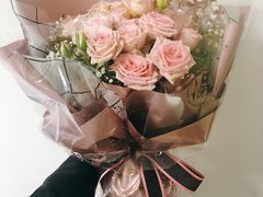 -谷莠子花艺·气球派对·绿植造景·花艺沙龙(金光华广场店)