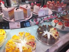 切片彩虹小蛋糕-巴黎贝甜(五道口店)
