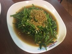 -班赞海鲜市场胖阿姨加工点