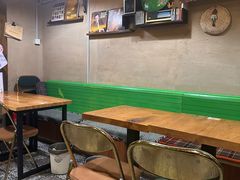 -蜗牛小馆醉乡民谣云南菜(惠新西里店)