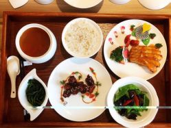 -东方幸福国际母婴月子会所(沙湾公园店)