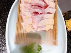 -得意咚瓜·顺德鱼生·冬瓜火锅(深圳首店)