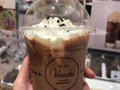 -VENCHI 闻绮(北京国贸商城店)