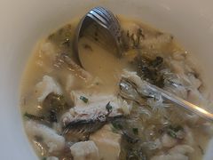 -严记小天府酸菜鱼(西四路店)