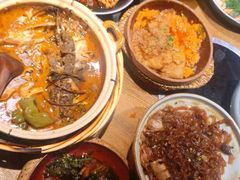 -吃饭皇帝大土家民族菜(正大广场店)