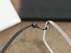-目艮眼镜SHOWROOM(品牌集合店)