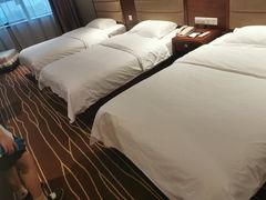 -怡华威斯达酒店(重庆医科大学附属儿童医院店)