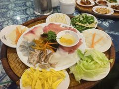 -桥香园云南过桥米线(金马碧鸡店)