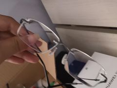-黄益静眼镜行