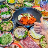 杭州富阳居民楼下的市井重庆火锅店太好次了！性