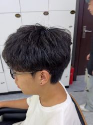 -藤野造型烫发染发