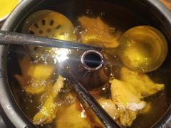 -云海肴·汽锅鸡·云南菜(天山百盛优客店)