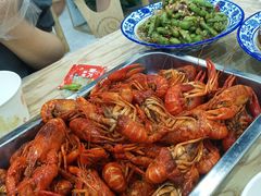 -江城燕子大排档(江汉路步行街店)