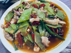 -卢六川汤肉(南方花园店)