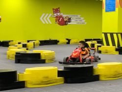 -红尾狐儿童卡丁车俱乐部(居然之家店)