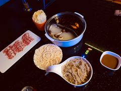 -乐宴KTV(华强北中航城君尚购物中心店)