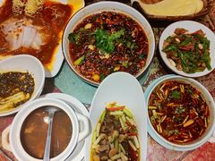 -万重锦·人文川菜馆(骡马市店)