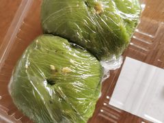 -白玉兰食品甜凤店(合生汇店)