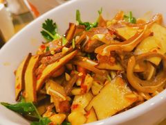 -费大厨辣椒炒肉(万家丽一店)